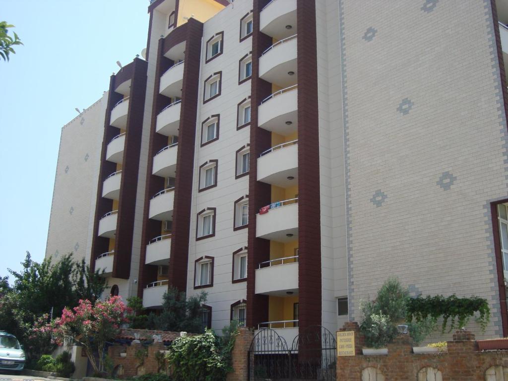 Aparthotel Golden Moon