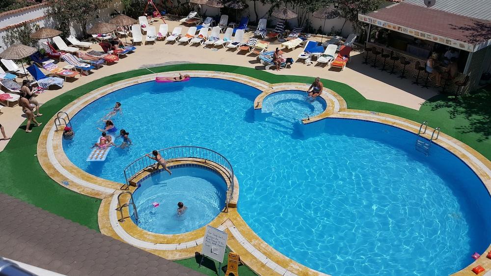 Golden Moon Aparthotel Kusadasi