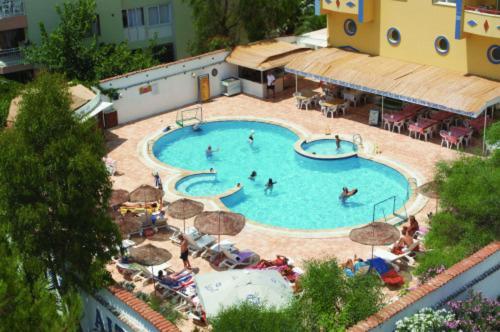 Aparthotel Golden Moon