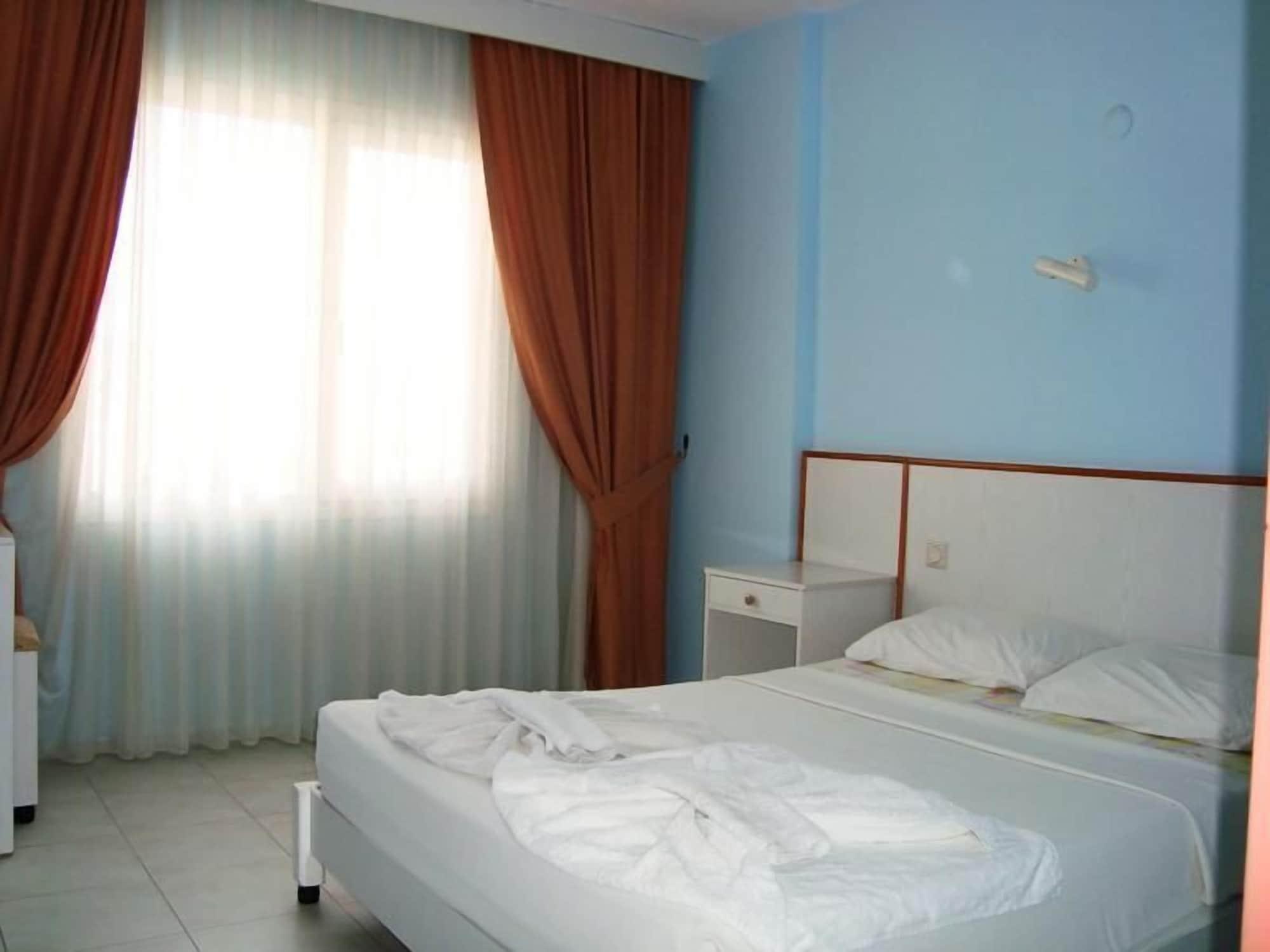 Golden Moon Hotel de apartamente