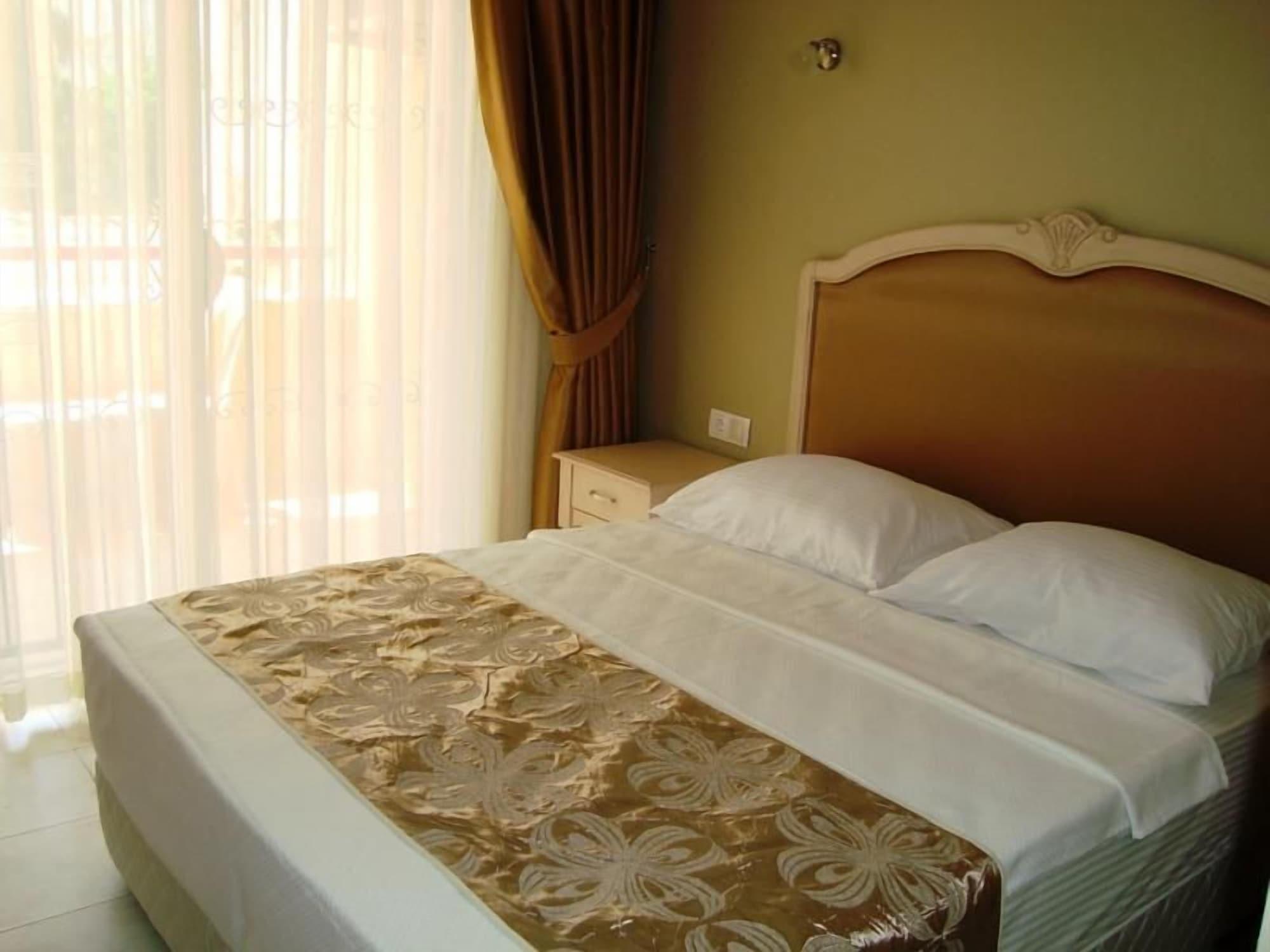 Golden Moon Hotel de apartamente Kusadası