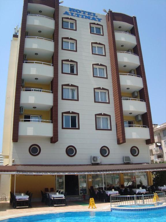 Golden Moon Kusadası