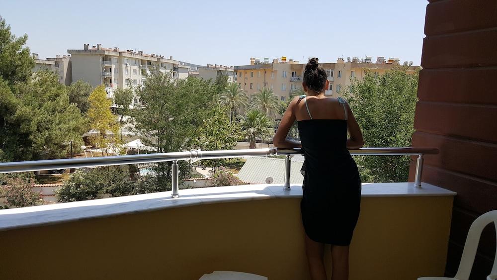 Hotel de apartamente Golden Moon Kusadası
